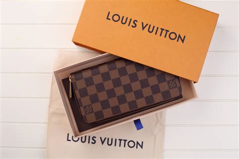 come si riconosce portafoglio originale louis vuitton